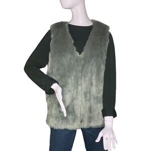 Contex Faux Fur Vest Size Small Hidden Side Pockets Fully Lined Gray